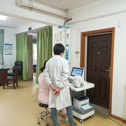 加强医养结合，湖北武汉市茶港医务室装机SH-T16健康小屋一体机